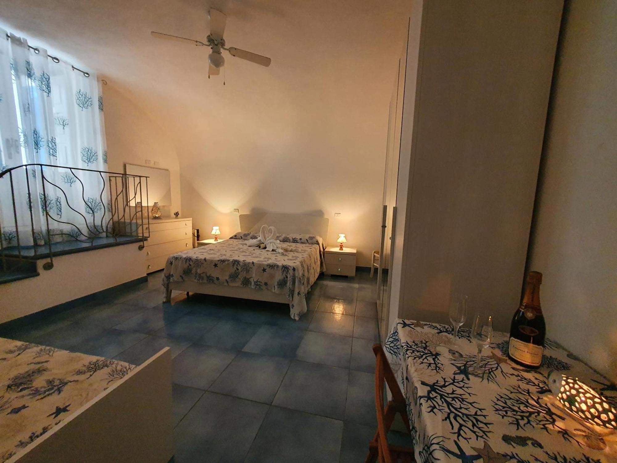 Casa Acqua Marina Ponza Apartment ภายนอก รูปภาพ